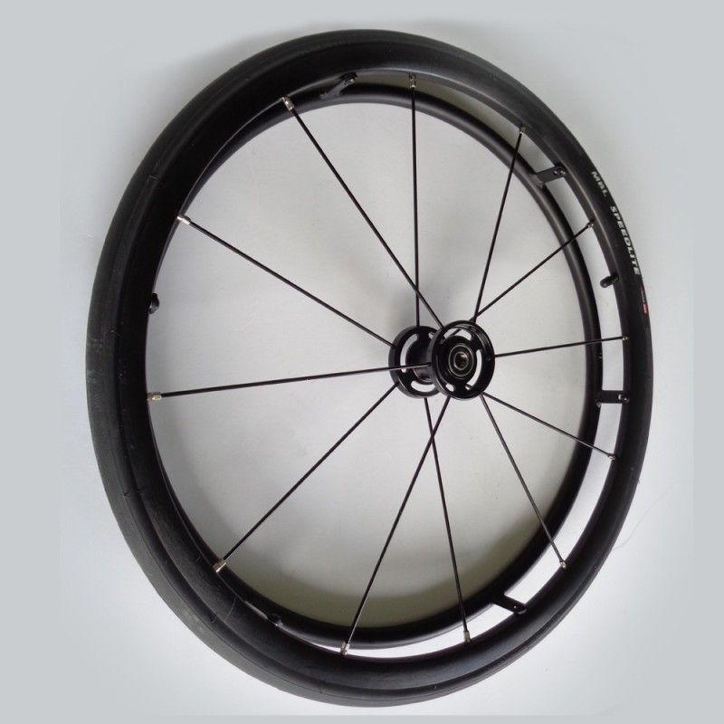 Roue complète légère OMOBIC CYCLONE 12 rayons Design et kit3